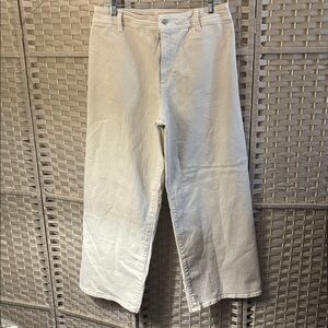 Universal Thread Wide Leg Jeans in Off-White/Cream
